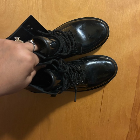 Michael Kors tavie women's flat rain bootie lace up rubber booties - Picture 6 of 10